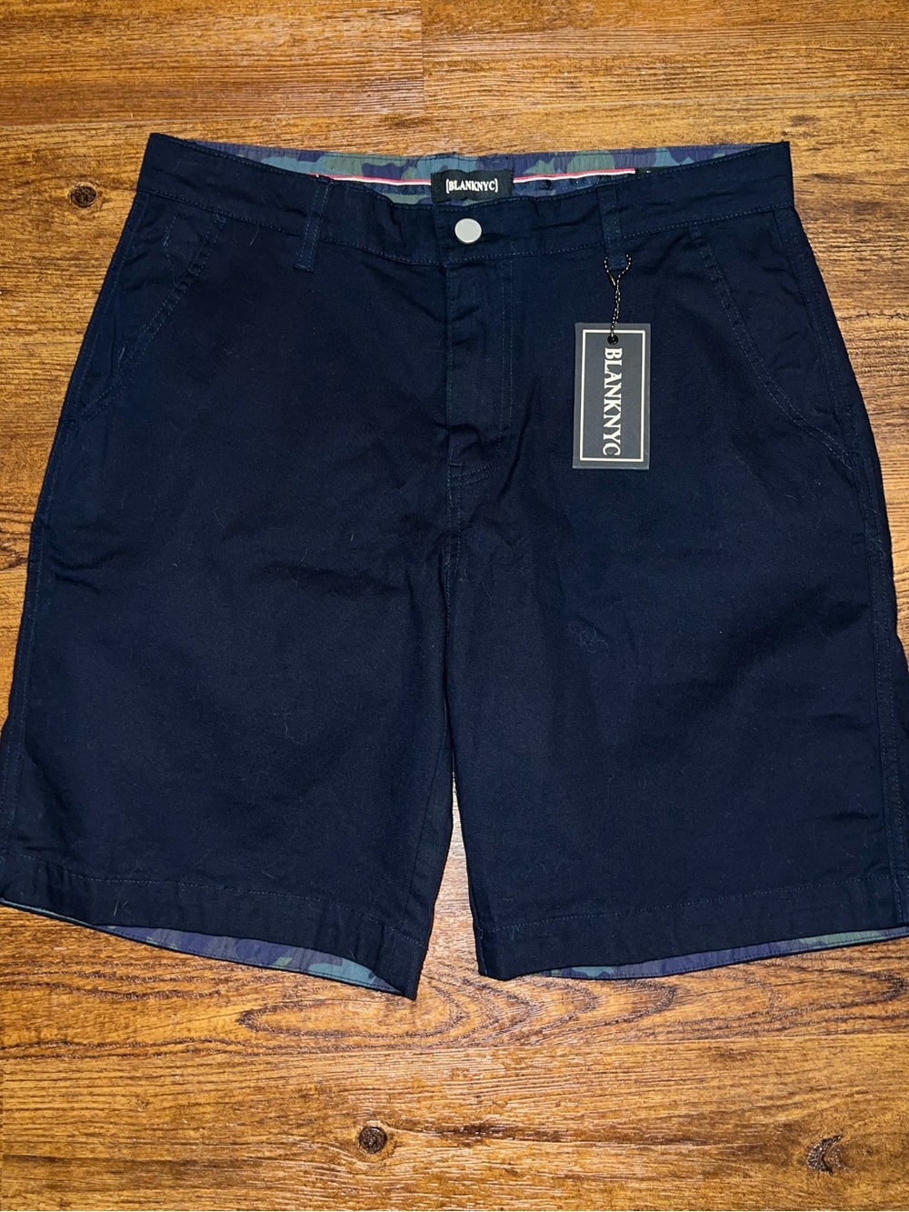Blank NYC Black Camo Lined Flat Front Slim Fit Shorts Size 33 NWT